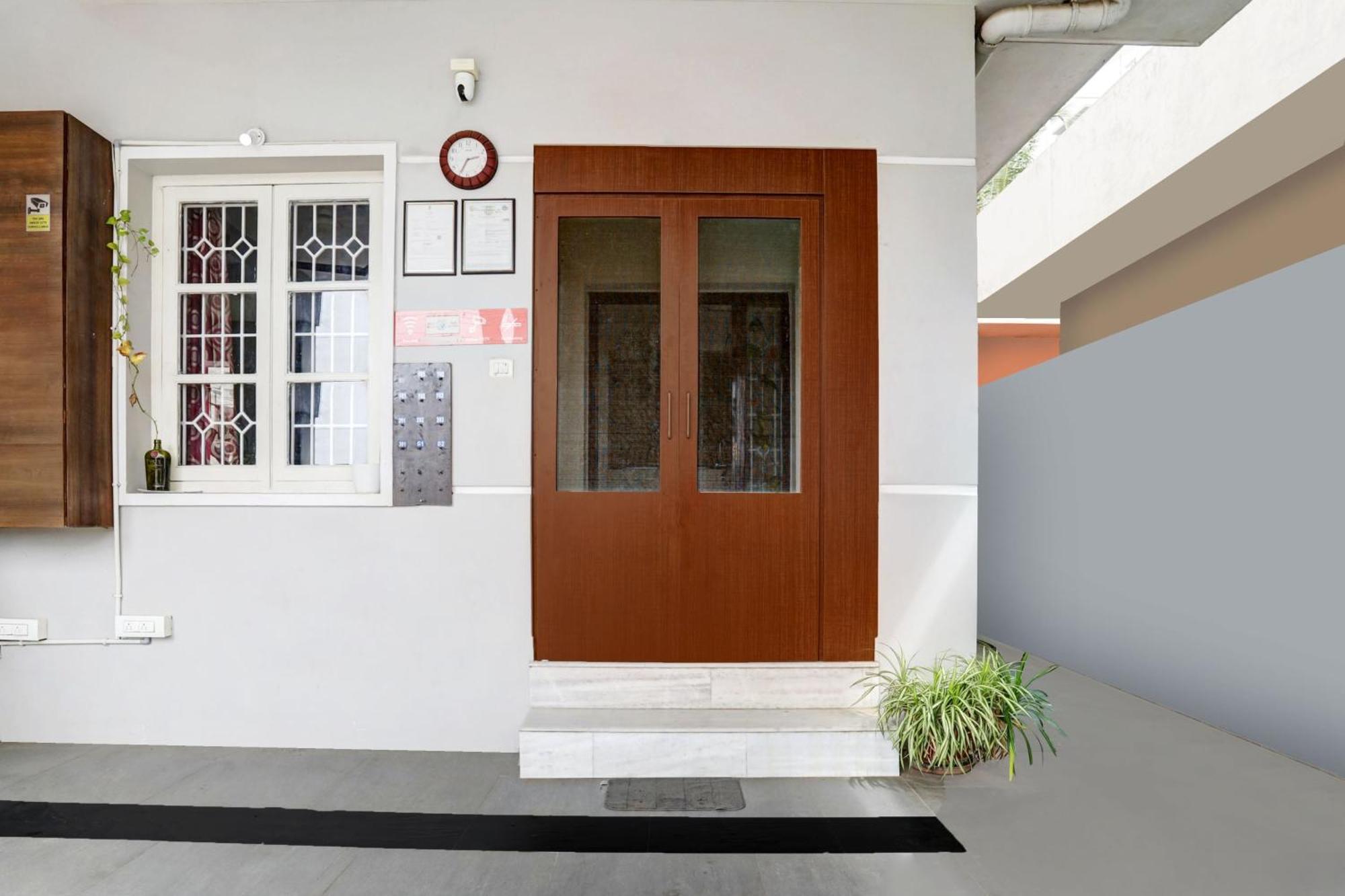 Super Hotel O Ashok Nagar Near Jntu College Kakinada Exterior photo