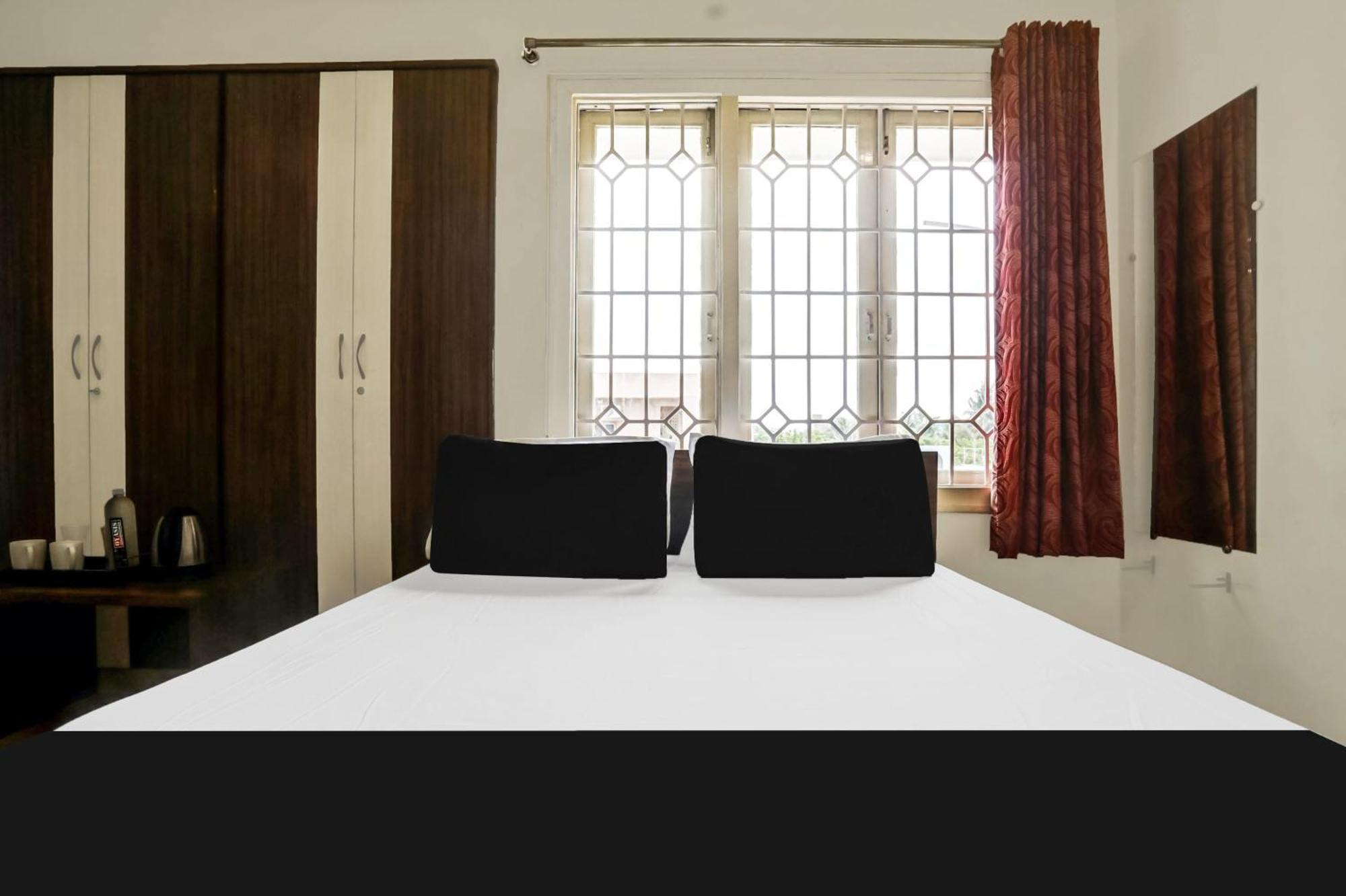 Super Hotel O Ashok Nagar Near Jntu College Kakinada Exterior photo