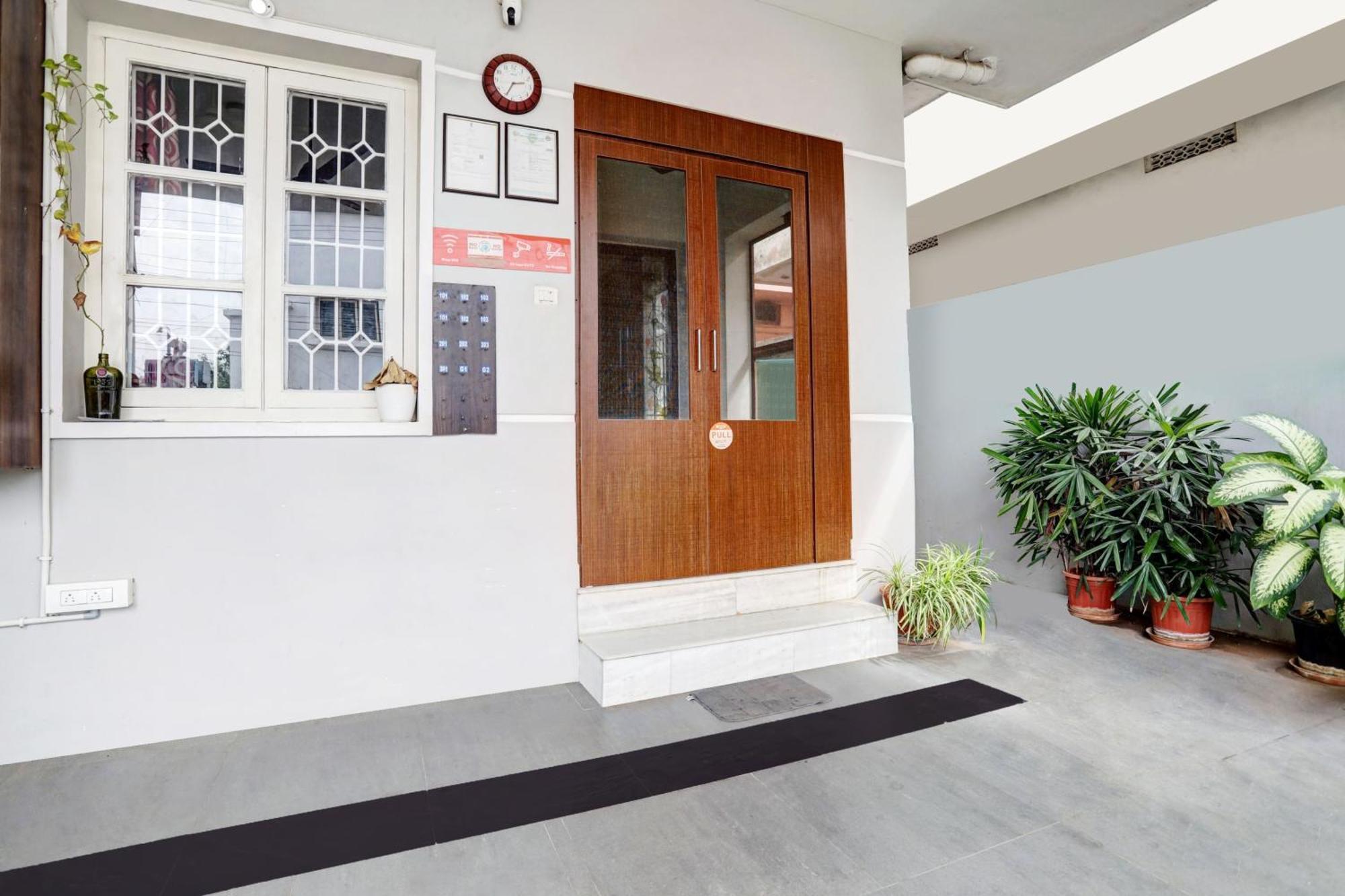 Super Hotel O Ashok Nagar Near Jntu College Kakinada Exterior photo